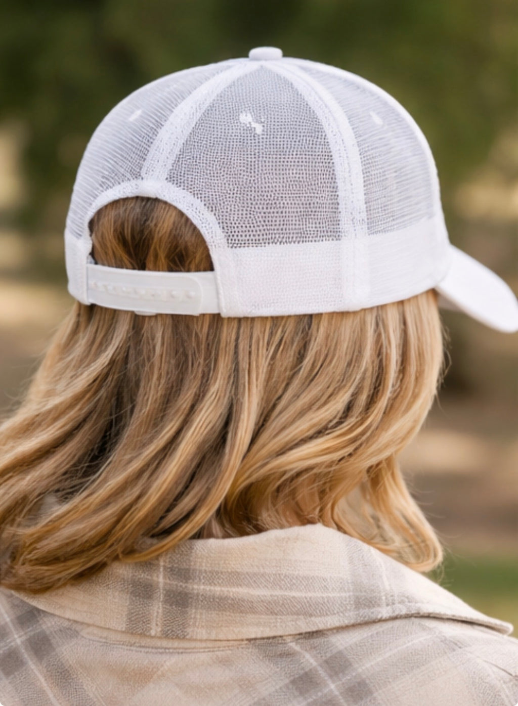 The Lucky Horseshoe Hat — April Drop